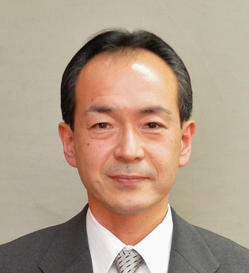 石井裕氏