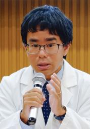 <p>　記者会見する国立がん研究センターの藤井博之医師＝２日、東京都中央区</p>