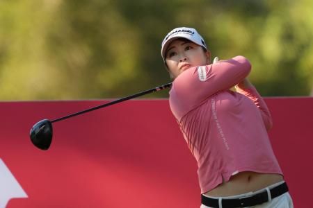<p>　第１ラウンド、４アンダーで７位の西郷真央＝シャロンハイツ・クラブ（共同）</p>