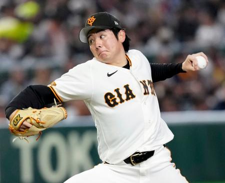 <p>　６回１失点と役割を果たした巨人先発の竹丸＝東京ドーム</p>