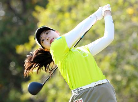 <p>　第２日、通算５アンダーで首位の菅楓華＝葛城ＧＣ</p>