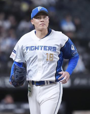 <p>　日本ハムの山崎＝３月、エスコンフィールド</p>
