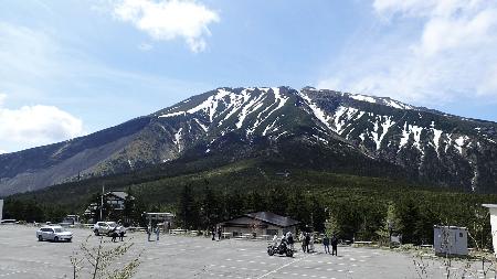 <p>　御嶽山（長野県提供）</p>