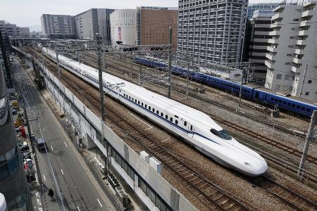 <p>　山陽新幹線の車両</p>