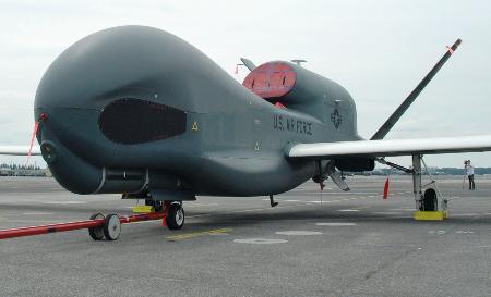 <p>　無人偵察機グローバルホーク＝２０１７年５月、米軍横田基地</p>