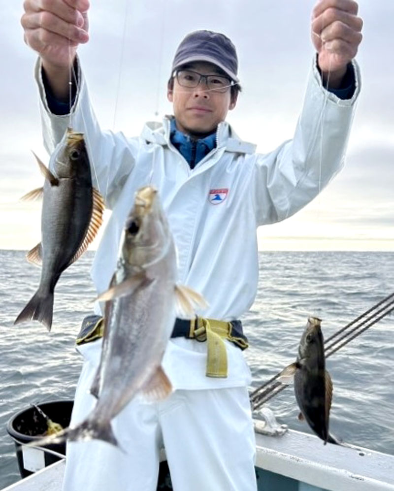 大原沖で釣り上げたイサキ（写真は「長福丸」提供）