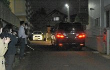 知床観光船遭難　「ただ無念の一言」　松戸・死亡男性の自宅前、声詰まらせ…