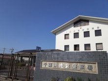 【速報】脅迫容疑で酒々井町職員を逮捕　対向車のドア開け、運転女性の頭に斧（おの）振りかざす　交通トラブルか