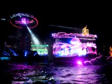 夜空照らす炎と光の演出　ＴＤＳで新ショー「ビリーブ！～シー・オブ・ドリームス～」　【舞浜タイムズ１１月号】