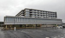 【速報】東千葉メディカルセンター元総務課長を逮捕　２７００万円収賄疑いで千葉県警　癒着が常態化か、捜査本部を設置