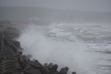 関東甲信でも線状降水帯予測　 列島広い範囲で大雨警戒　 台風２号、沖縄に最接近