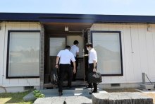 【速報】秋本議員事務所を家宅捜索　数千万円受領、東京地検　贈収賄視野に資料分析　日本風力開発は疑惑否定