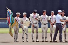 拓大紅陵７年ぶり優勝、全国大会へ　投手戦タイブレーク制す　軟式野球南関東大会