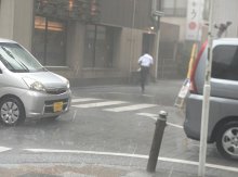 【動画あり】千葉県内で強い雨　気象庁、竜巻や落雷に注意呼び掛け