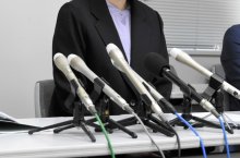 【速報】ディズニーランド過重労働、賠償請求を棄却　着ぐるみでショー出演　腕に痛み、元契約社員の３０代女性　千葉地裁
