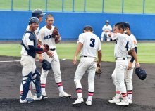 王者復権の夢、後輩に託す　銚子商、９回４点差ひっくり返され　第１０６回全国高校野球　千葉大会　第４日