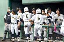 成長示す３得点　秀明大秀明八千代　第１０６回全国高校野球　千葉大会　第４日