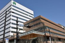 賞味期限切れの備蓄クラッカー配布　廃棄呼びかけ　千葉市稲毛区