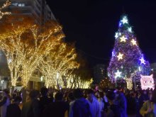 印西イルミネーション始まる　沿線最大級、６０万球の幻想空間　北総線千葉ニュータウン中央駅