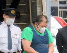 被害者と面識あった可能性　市原ホテル強盗殺人　容疑者送検、生活状況も捜査