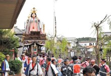 "北総の小江戸"に熱気　佐原の大祭１１日開幕　１３日まで山車、勇壮に練り歩き