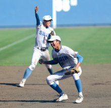 八千代松陰４点差逆転４強　大応援背に選抜校撃破　第１０７回全国高校野球　千葉大会　第１３日