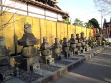 軍都の歴史伝える戦跡　戦災遭った千葉氏ゆかり寺院　天台駅・千葉公園駅（千葉都市モノレール）　【駅から２ｋｍのおもしろ散歩　千葉地理学会】