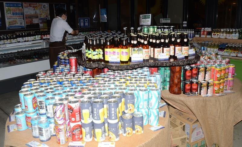 全国各地から集まったビールやサイダー＝東金市
