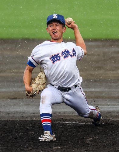 西武台千葉―安房　完投勝利した西武台千葉の川井＝県総合ＳＣ
