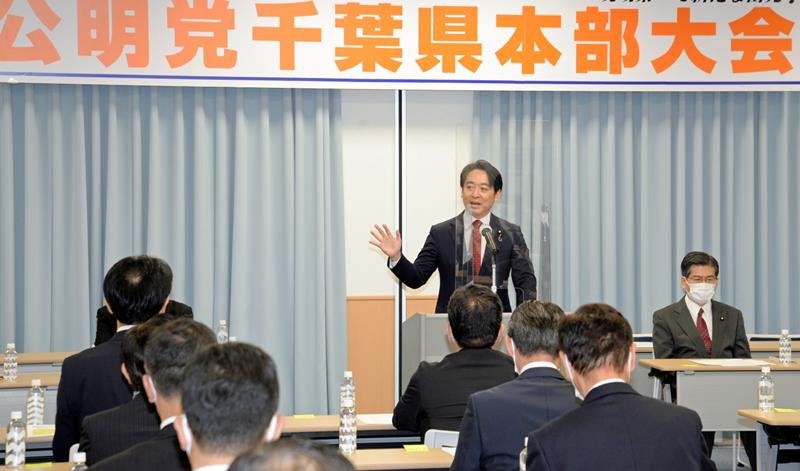 来春の統一地方選などの戦いで勝ち抜くと誓う平木代表＝１０月２２日、公明党県本部事務所

