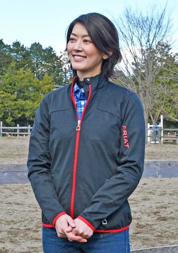 移住決めた運命の手綱　芸能と乗馬二刀流　俳優　佐藤藍子さん（４５）＝香取市在住　【千葉県誕生１５０年　ミライのちば人】