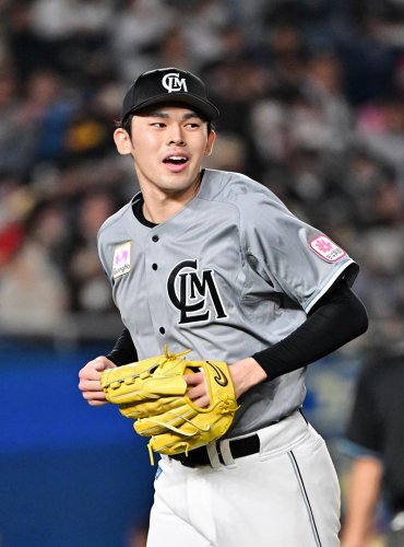 ７回無失点で３勝目を挙げた千葉ロッテの佐々木朗＝ＺＯＺＯマリン

