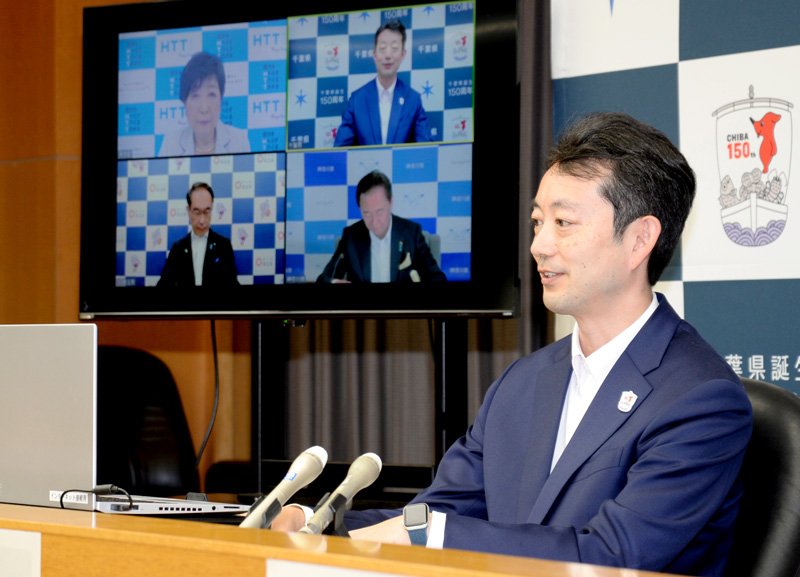 ４都県知事によるテレビ会議で、コロナ５類移行後の県の対応を説明する熊谷知事＝１日、千葉県庁
