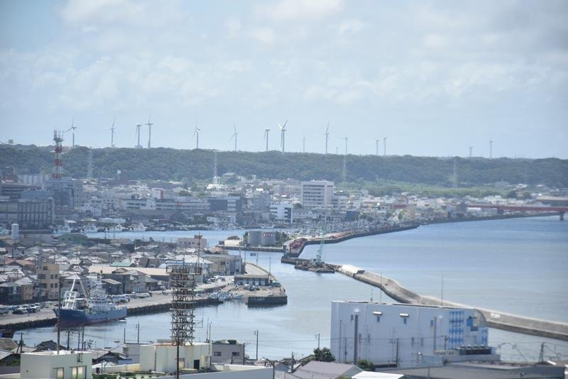 利根川河口にある銚子漁港には全国の漁船が集まってくる＝２２日、銚子市