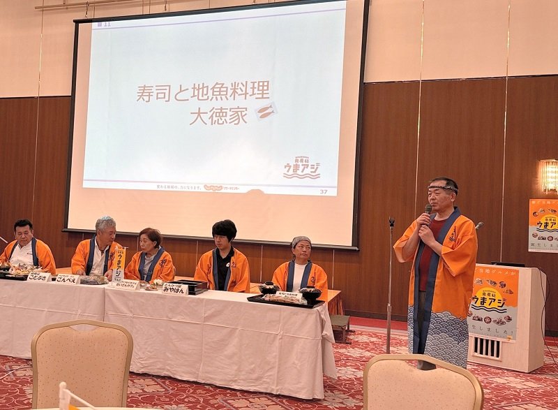 ご当地アジもっと味わって！アジフライバーガーやカレーパン…　新メニュー試食会、来年４月投入へ　南房総市観光協会