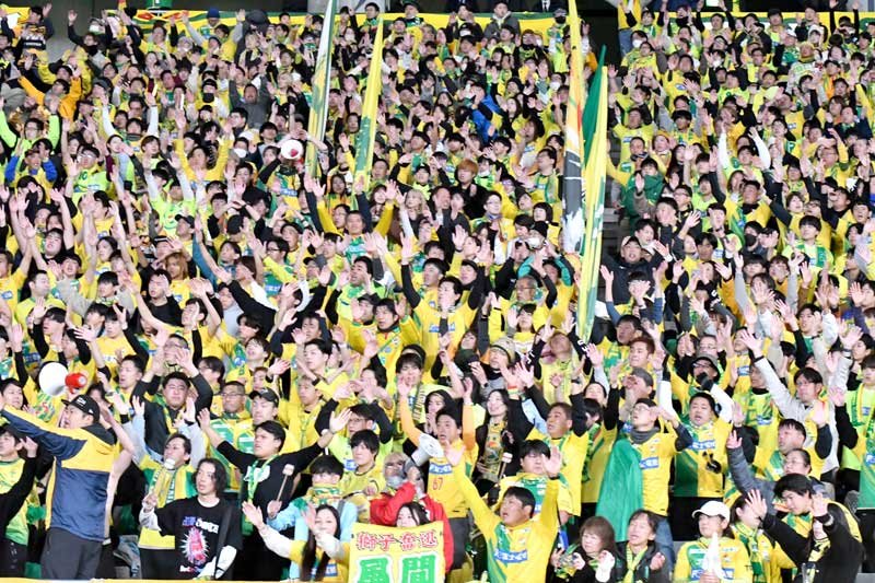黄色の進撃来季こそ　悔しさ糧に成長の姿を　プレーオフ敗退Ｊ１復帰逃す　ジェフ千葉