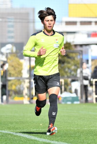 黙々と走り込むジェフ千葉の小森＝７日、千葉市内
