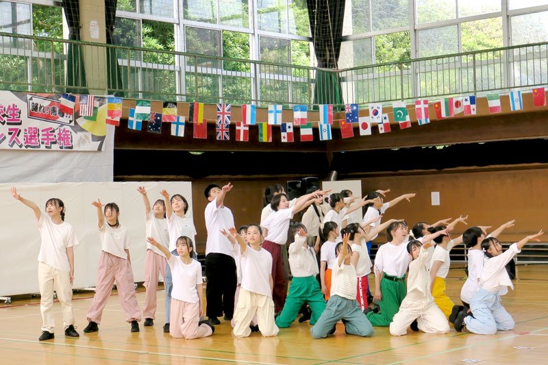 東京五輪・パラ感動忘れず　高校生がダンス熱戦　開催地幕張からパリへエール