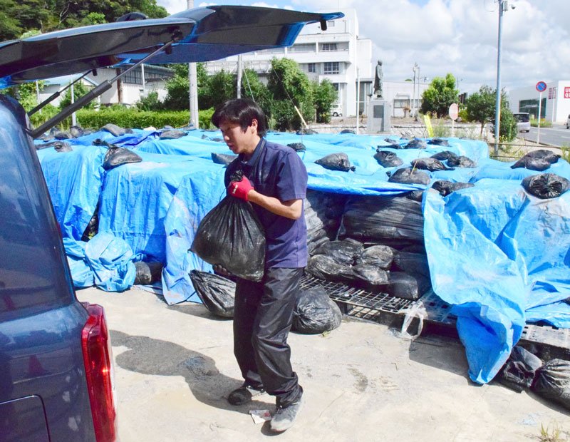 茂原で土のう配布、避難指示も　千葉市、持ち運べる蓄電池用意　台風７号最接近で厳戒