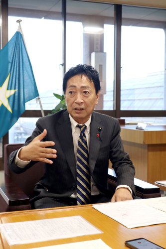 滝田敏幸氏