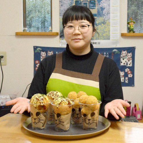 復活する人気商品「ばくだんコロッケ」と新発売の「ばくだんコロッケ・ミニ」