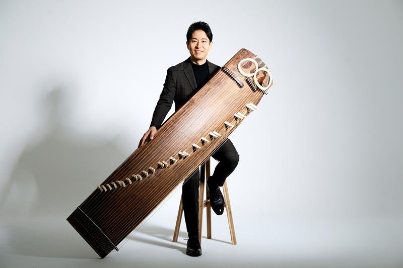 中井智弥（二十五絃箏奏者）
