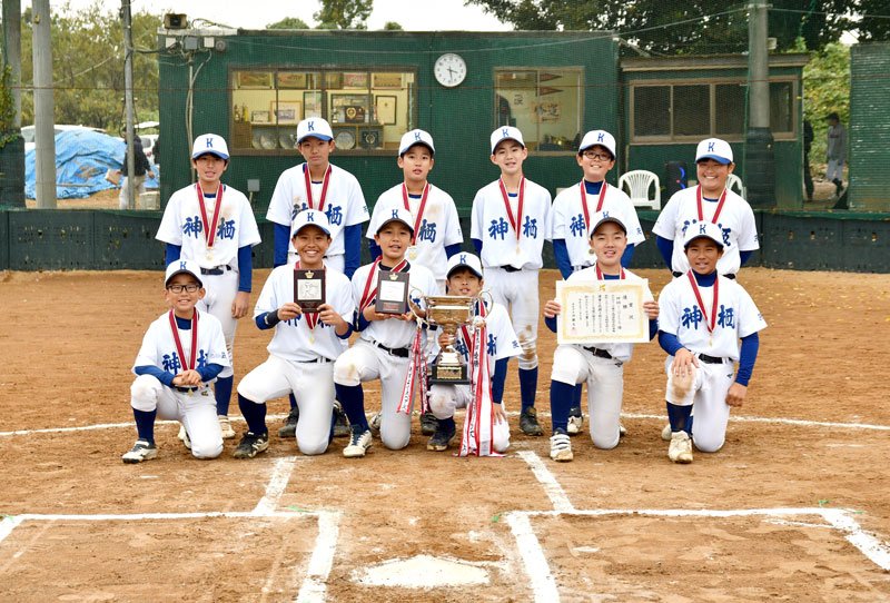 初優勝を飾った神栖Ｕ－１２ＥＡＳＴ＝香取市