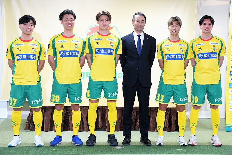 挑戦者として１００％出す　新体制発表　ジェフ千葉
