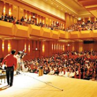 役者とエキストラが一体　「のだめカンタービレ」（フジテレビ） 京葉銀行文化プラザ音楽ホール（旧ぱ・る・るプラザ千葉、中央区）　【ロケ地を訪ねて】