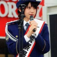 コスプレーヤーえなこさん　一日署長で事故防止呼び掛け　成田署
