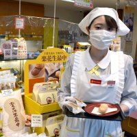 ３５周年で記念商品も　千葉県産豆１００％の郷土菓子「楽花生最中」　オランダ家（千葉市美浜区）【ちばの元気企業】