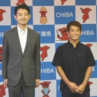 サーフィン・大原選手「パリではメダルを」　五輪５位入賞　熊谷知事を表敬訪問　【２０２０東京五輪】