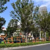 ＡＩカメラで異変検知　「人が倒れる」「凶器をもつ」　通行者の属性分析、活用も　柏の葉駅周辺