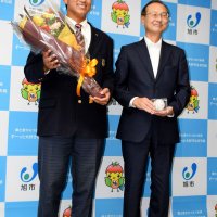 「球界代表するバッターに」日本ハムドラフト２位・有薗　地元・旭市長に抱負